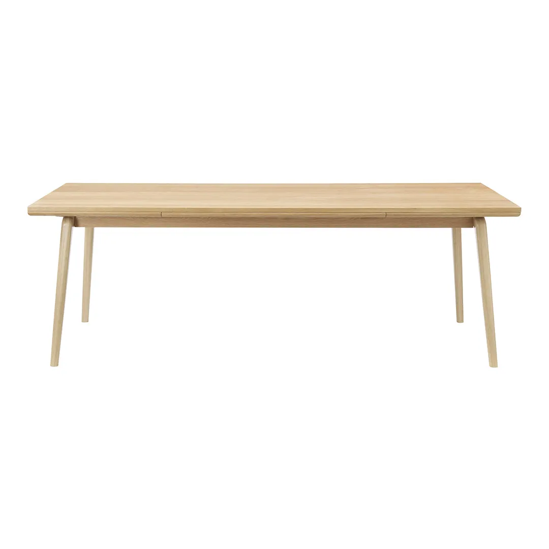 C65 Astrup Rectangular Dining Table