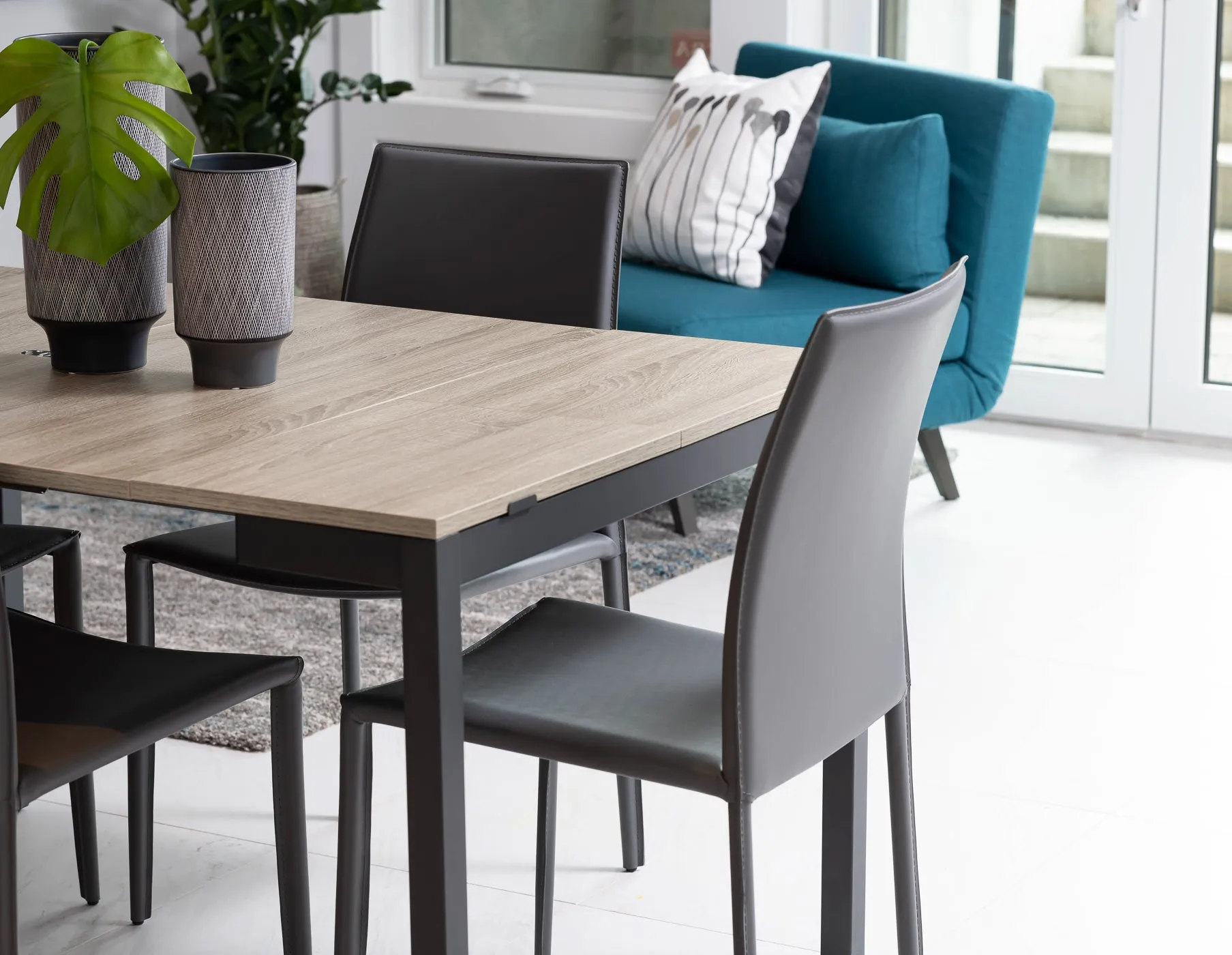 Dion Extendable Dining Table