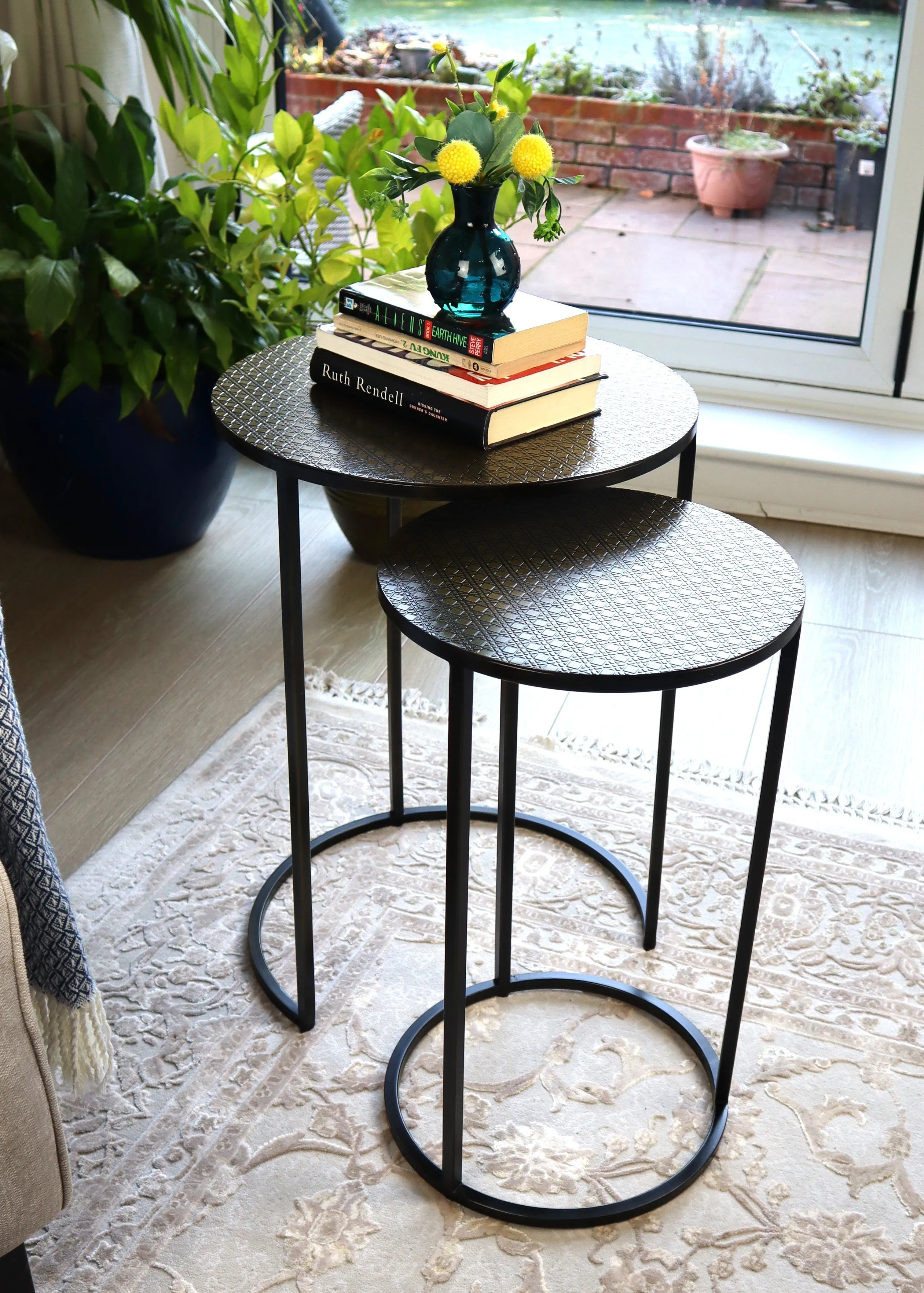 Hiba Nest Of 2 Tables, Honeycomb Pattern Top, Antique Brass