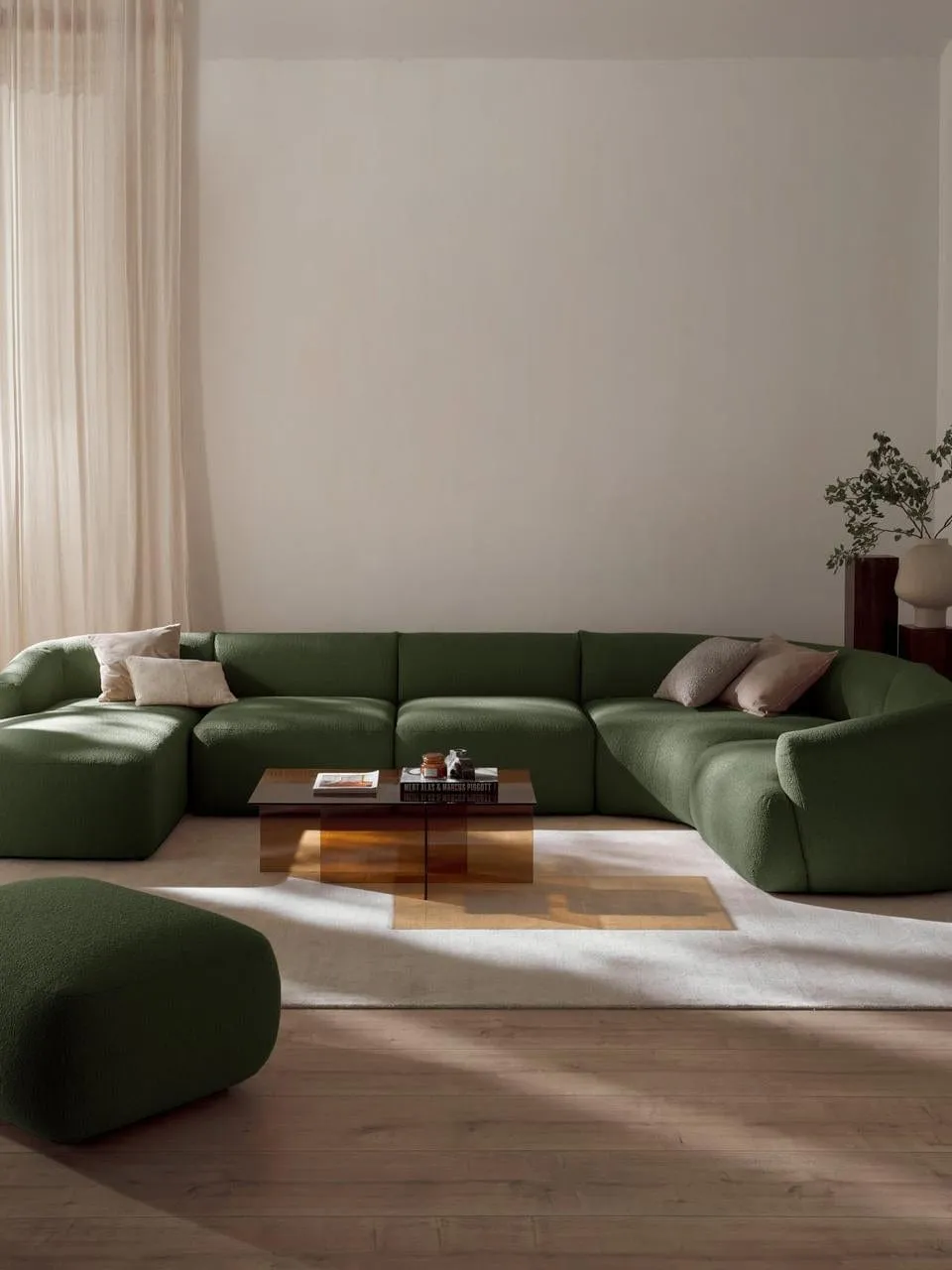 Jardin Sectional U-shape Sofa