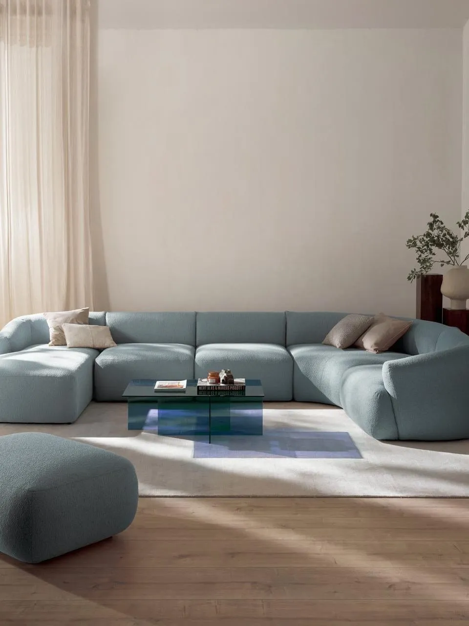 Jardin Sectional U-shape Sofa