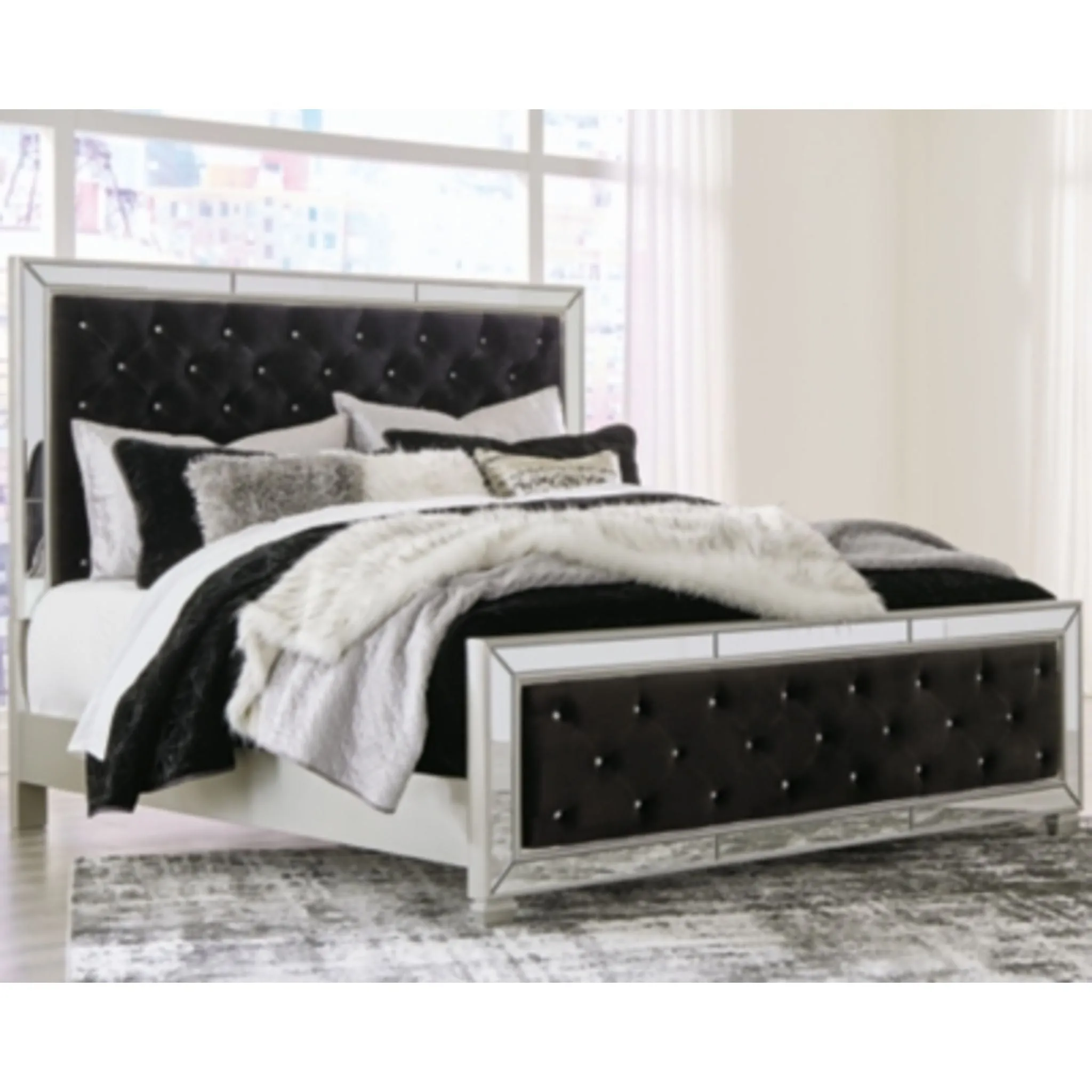 Lindenfield Upholstered King Bed