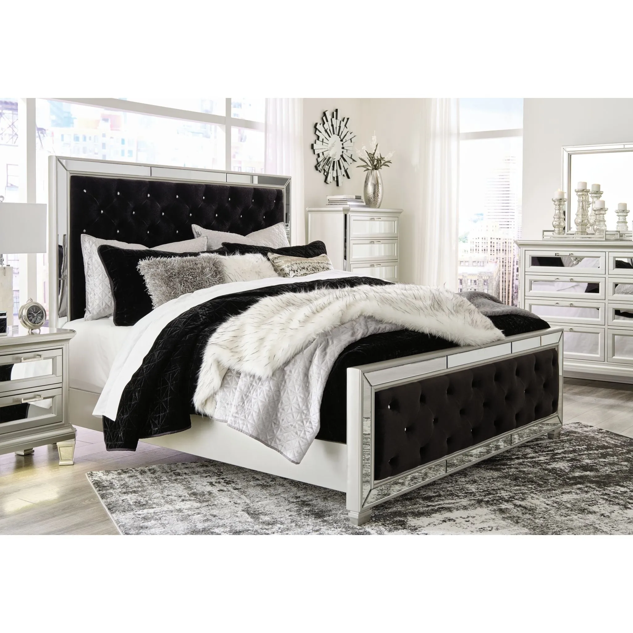 Lindenfield Upholstered King Bed