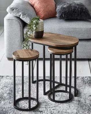 Round Nesting Tables