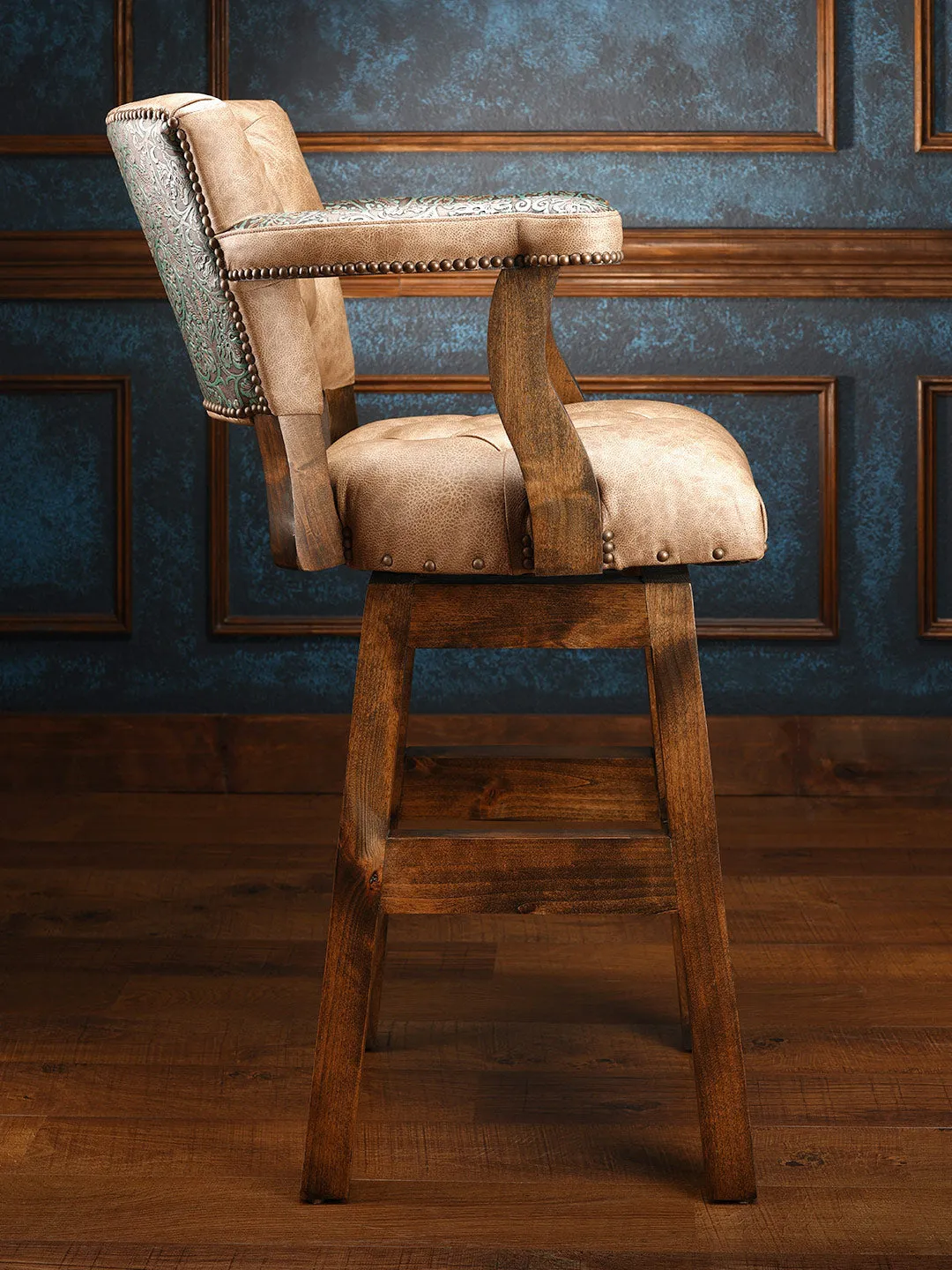 Tufted Saloon Leather Chisum Bar Stool